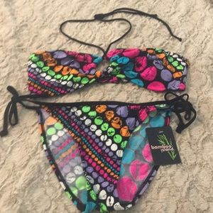 Bamboo Island Med Multicolored bright bikini set